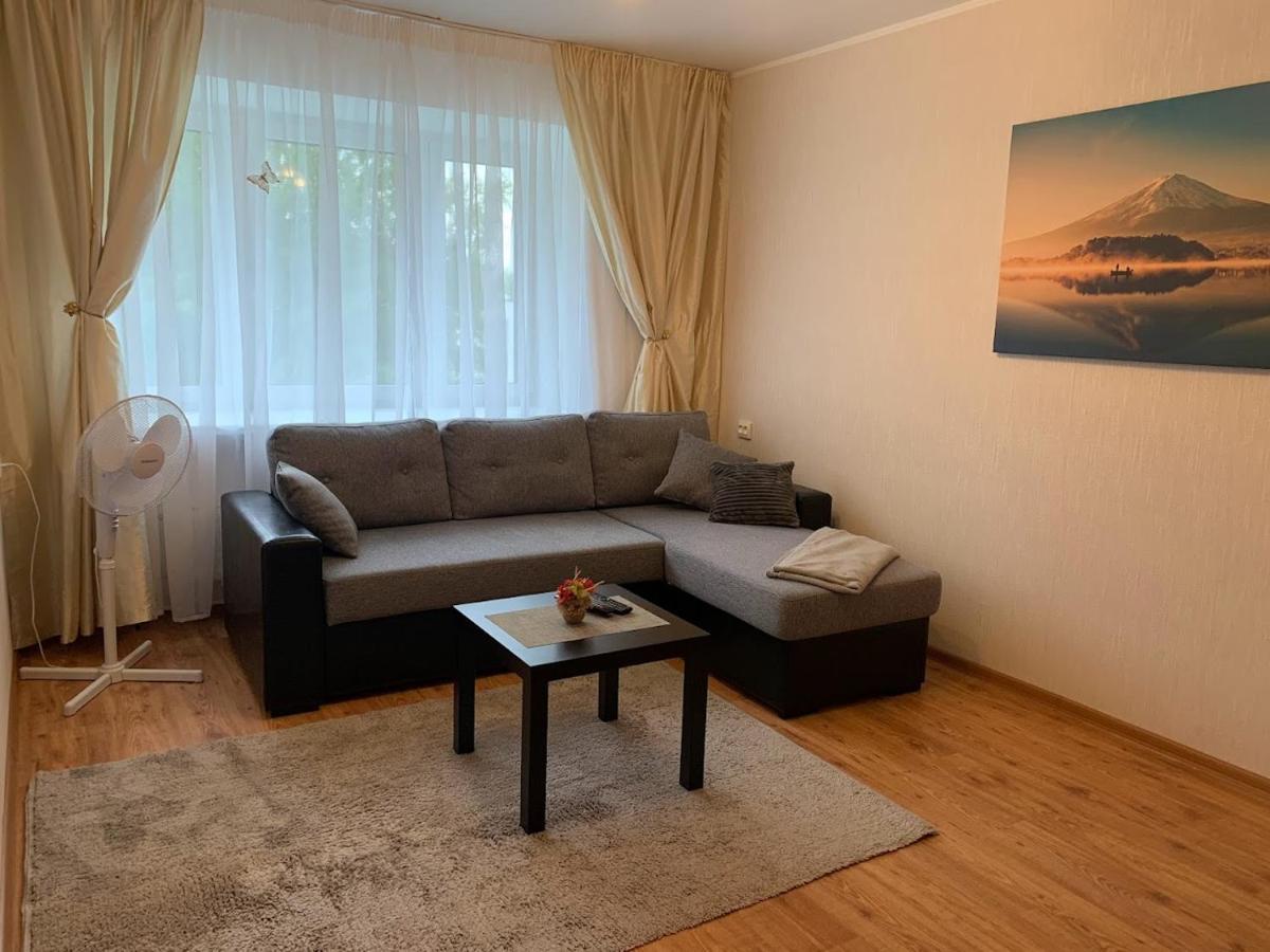 Tammsaare 26 Apartments Parnu Bagian luar foto
