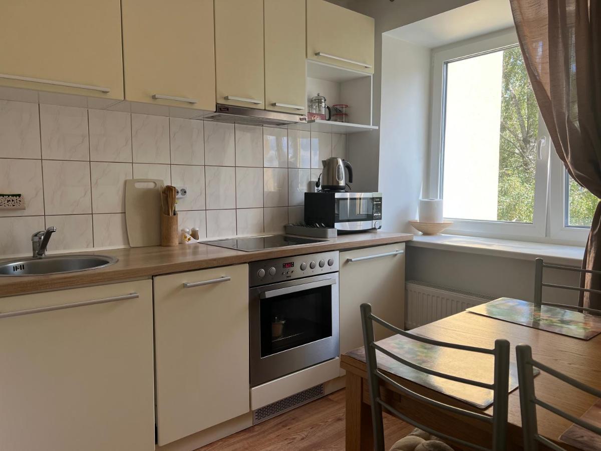 Tammsaare 26 Apartments Parnu Bagian luar foto